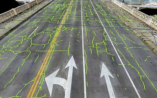 AI-powered crack detection on a 3D reality model of a road processed by iTwin Capture Cloud Services.