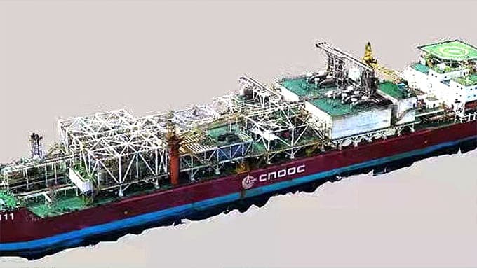 Morska platforma do wydobycia i transportu ropy naftowej